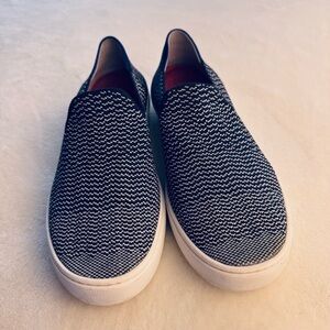 Rothy's Black and White Women's Slip-On Slippers